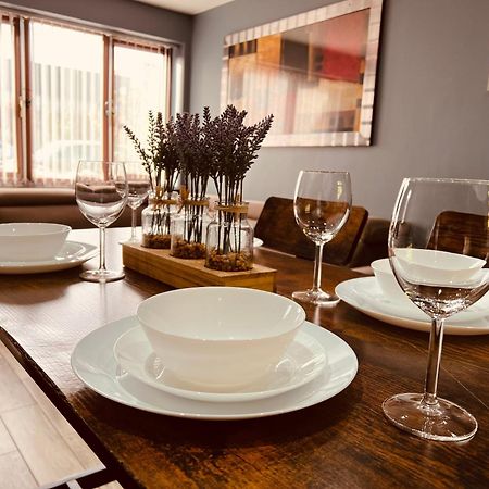 Modern Suites -5 Bedroom House- With Free Parking Birmingham City Ngoại thất bức ảnh