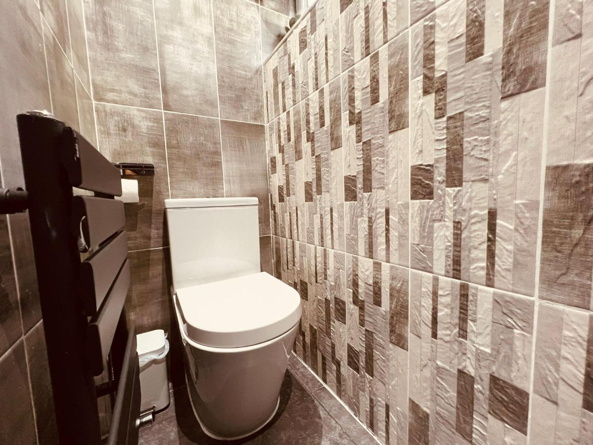 Modern Suites -5 Bedroom House- With Free Parking Birmingham City Ngoại thất bức ảnh