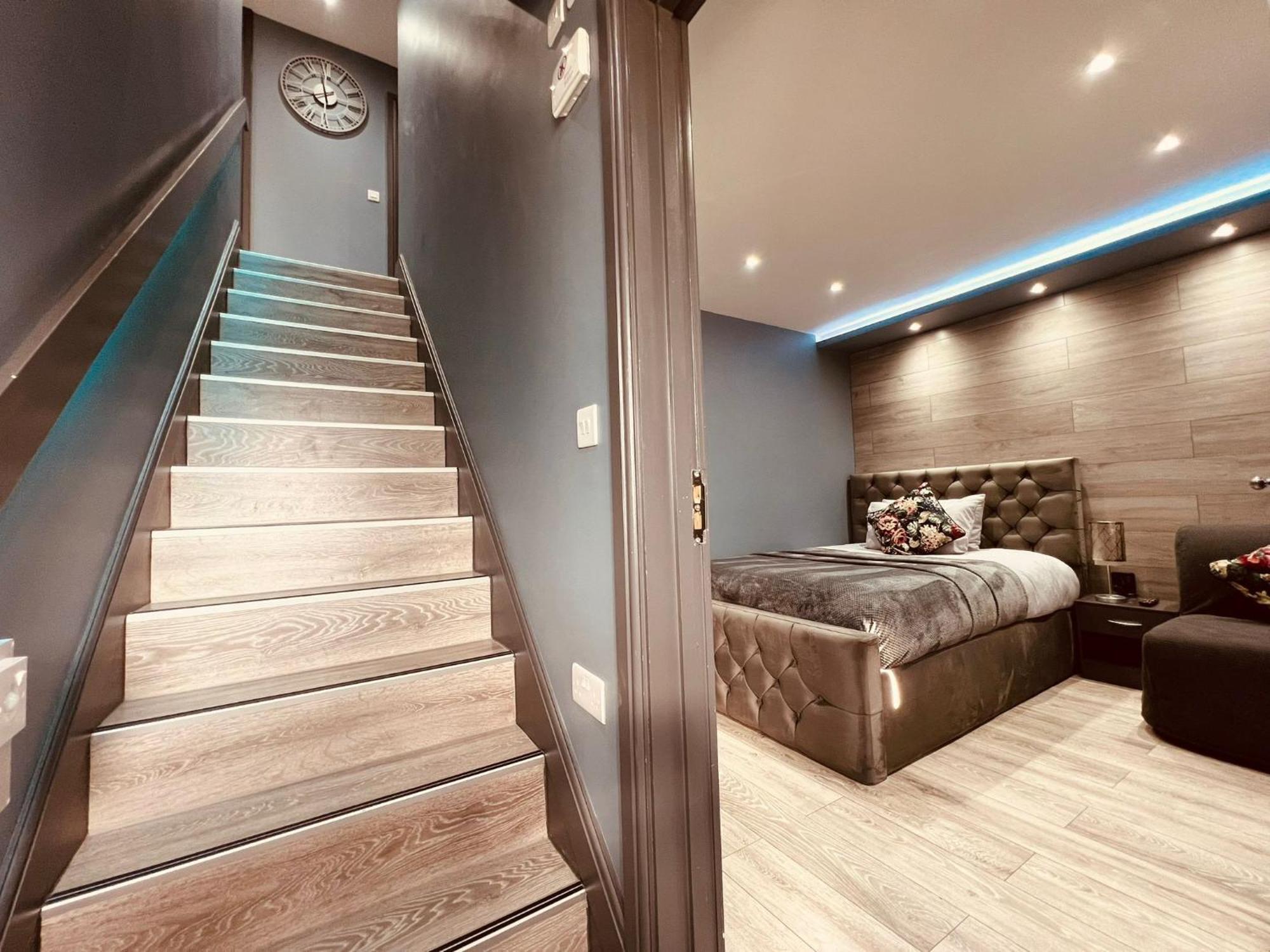 Modern Suites -5 Bedroom House- With Free Parking Birmingham City Ngoại thất bức ảnh