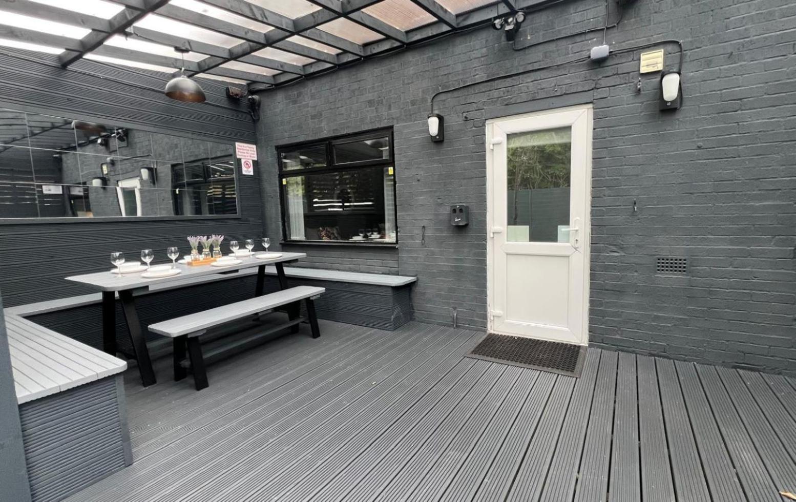 Modern Suites -5 Bedroom House- With Free Parking Birmingham City Ngoại thất bức ảnh