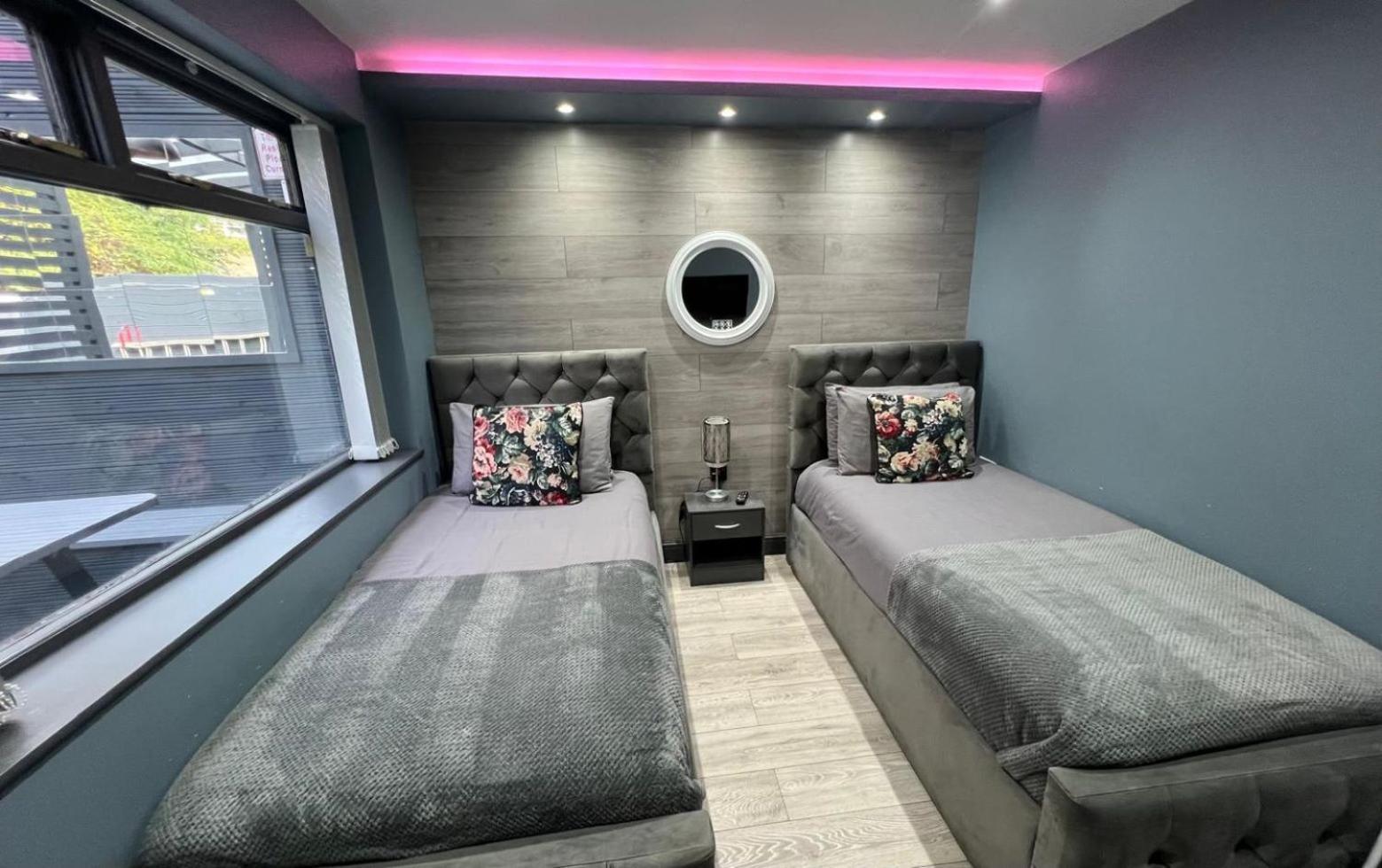 Modern Suites -5 Bedroom House- With Free Parking Birmingham City Ngoại thất bức ảnh